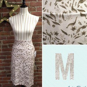 LuLaRoe LLR Cassie pencil stretchy skirt ★ natural feather/bird print ★ size M